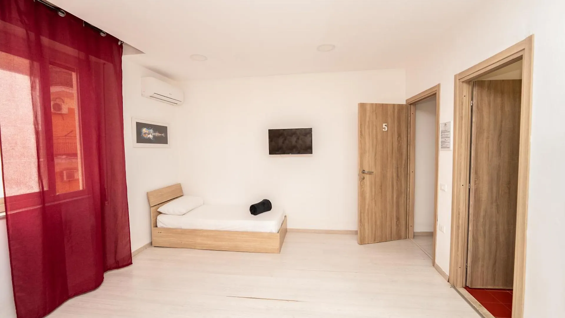 Central Rooms 128L Palermo